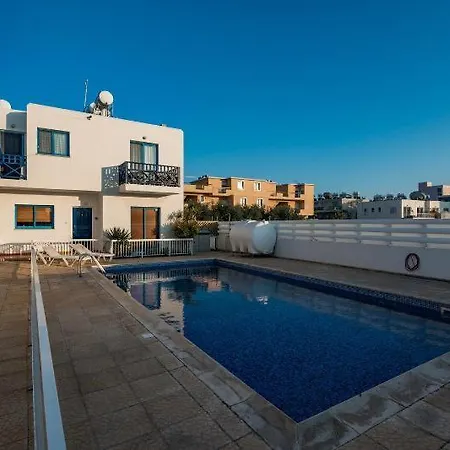 Central Gem - 10 Min Walk To The Sea, Harbor And Mall