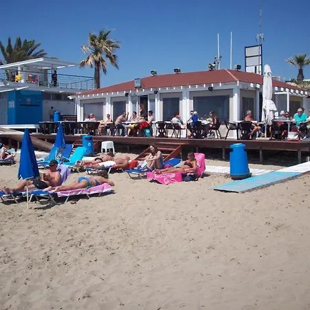 Appartamento Gem - 10 Min Walk To The Sea, Harbor And Mall Paphos