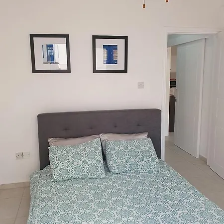Gem - 10 Min Walk To The Sea, Harbor And Mall شقة بافوس
