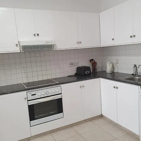 Central Gem - 10 Min Walk To The Sea, Harbor And Mall * Paphos