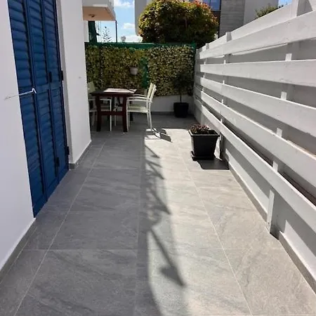 Central Gem - 10 Min Walk To The Sea, Harbor And Mall