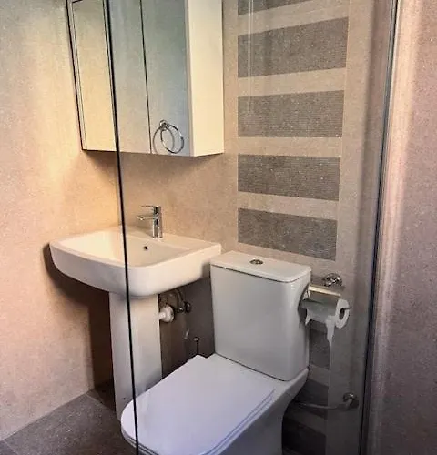 Gem - 10 Min Walk To The Sea, Harbor And Mall Lägenhet