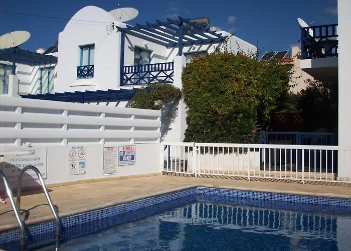 Gem - 10 Min Walk To The Sea, Harbor And Mall Paphos