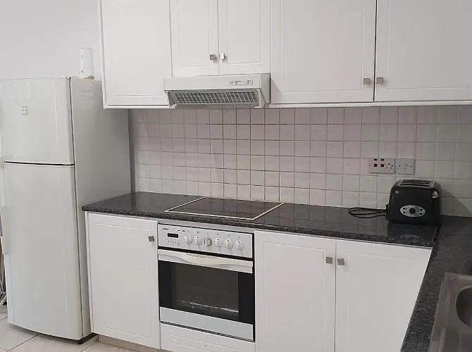 Apartamento Gem - 10 Min Walk To The Sea, Harbor And Mall Paphos