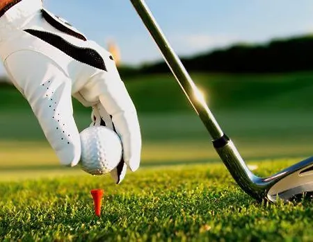 Gem - 10 Min Walk To The Sea, Harbor And Mall Apartment Paphos